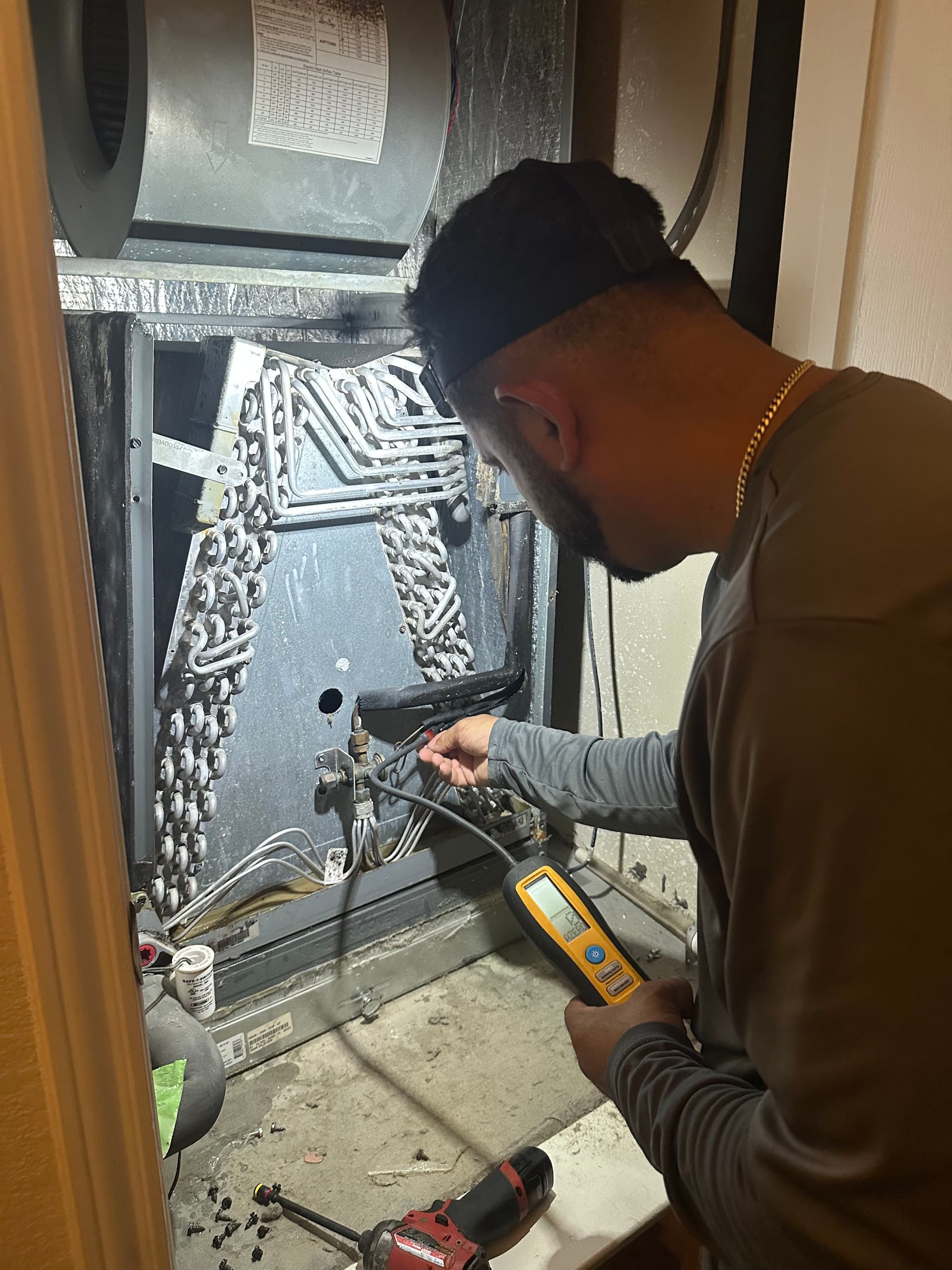 Gallery photos for AC Refrigerant Leak Detection and Repair Done Right: Image #3