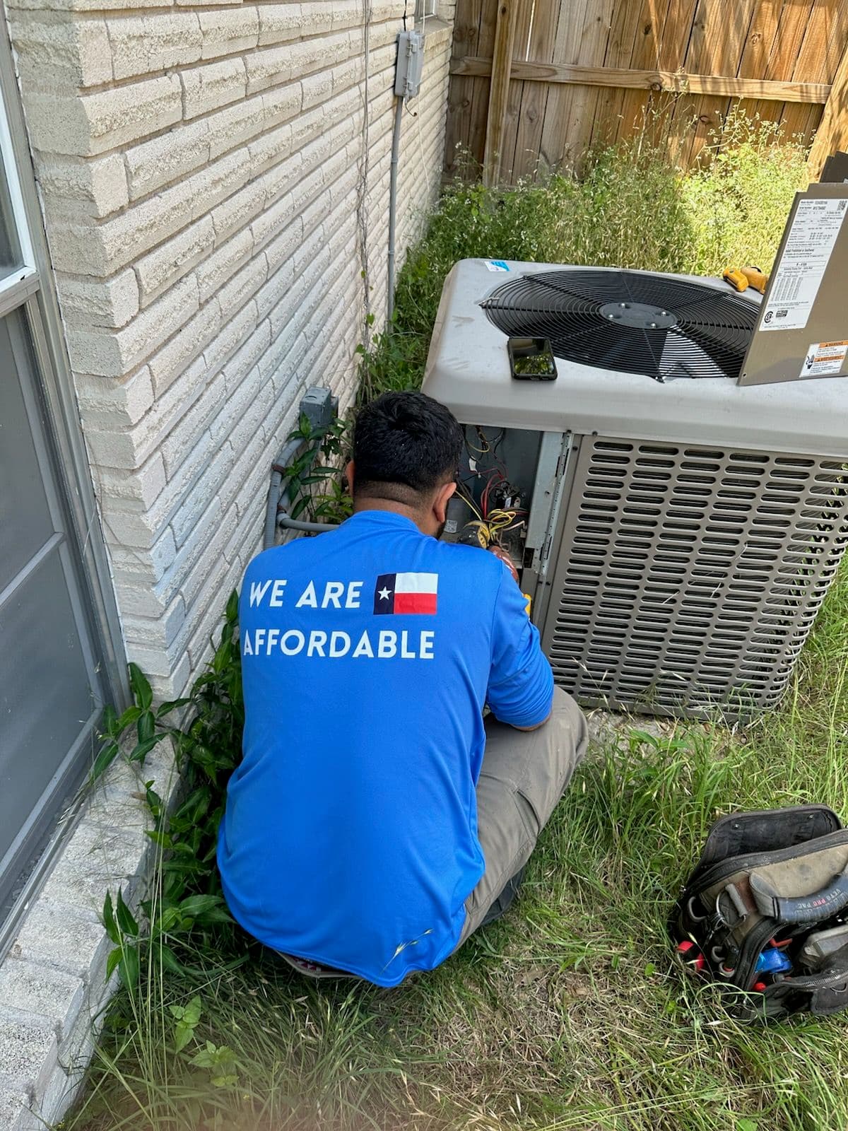 Project Efficient AC Repair for Optimal Summer Comfort image