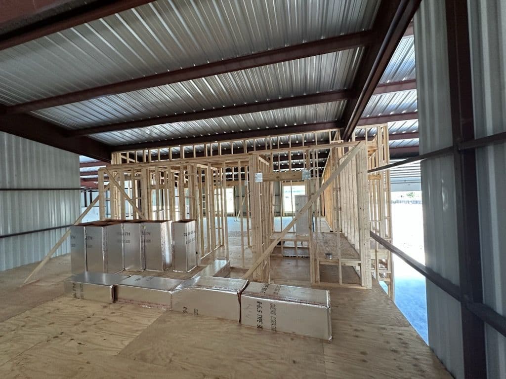 Gallery photos for Precision HVAC Solutions for Spacious Warehouse Environment: Image #2